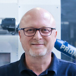 Markus Lau - Vertriebsleiter bei GRESSEL Porträt von Markus Lau, Vertriebsleiter bei GRESSEL, mit einem Erfahrungsbericht über die erfolgreiche Leadgenerierung.